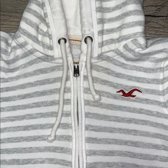 Hollister Full-Zip Hoodie - Picture 2 of 5